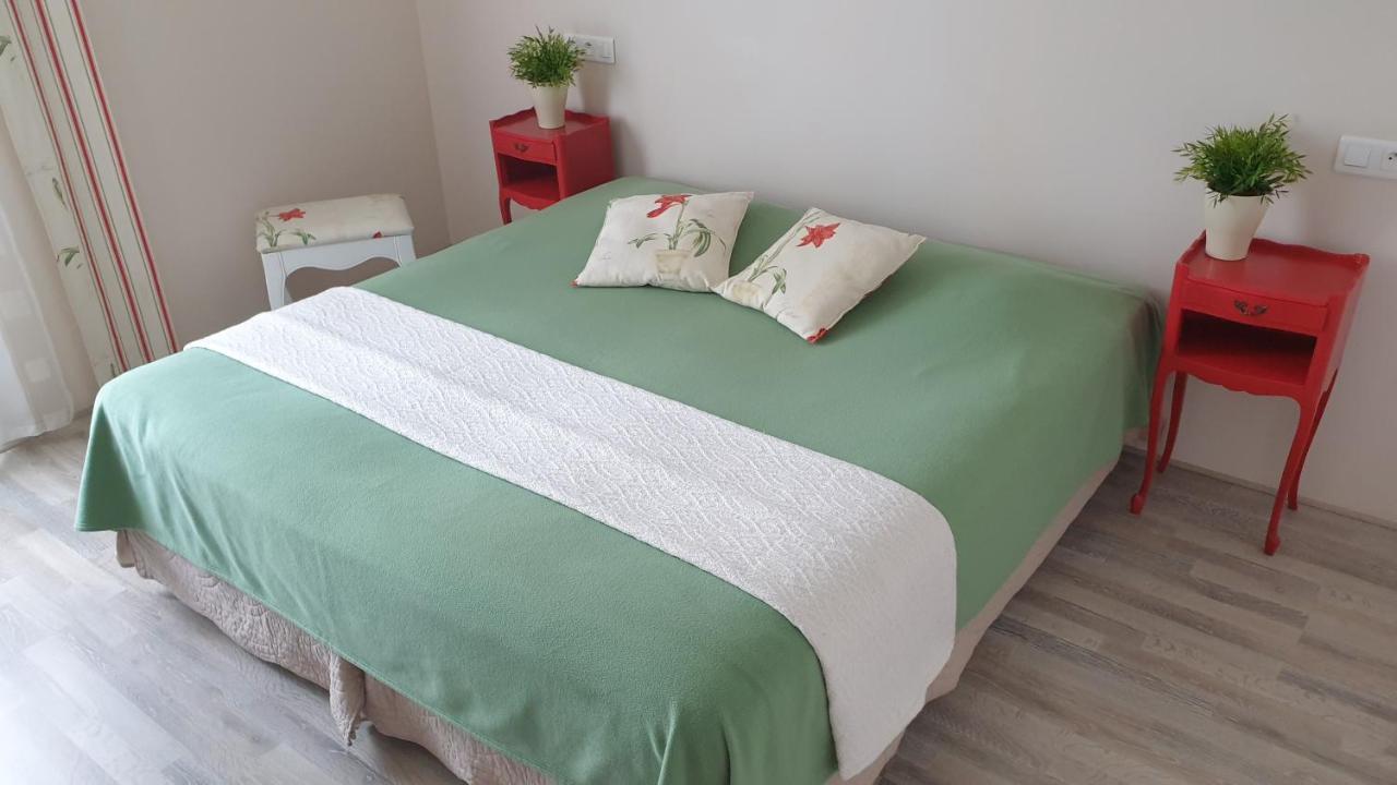 Auberge De Trente Pas Saint-Ferreol-Trente-Pas Ngoại thất bức ảnh