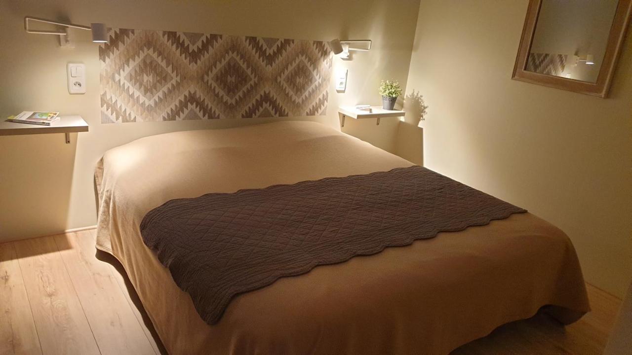 Auberge De Trente Pas Saint-Ferreol-Trente-Pas Ngoại thất bức ảnh
